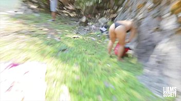 Sexe En Hauteur Près Du Lac Avec Une Bonne Bite De Bite