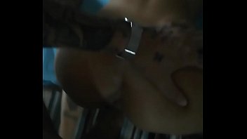 Le roumain fait un film de bite désespéré xxx en roumain