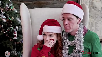 Deux couples font l’amour pour les vacances