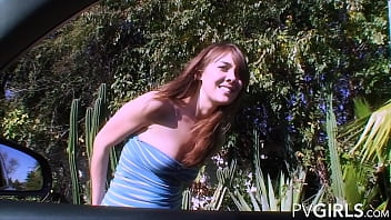 Couple payant une escorte pour du sexe en trio filmé